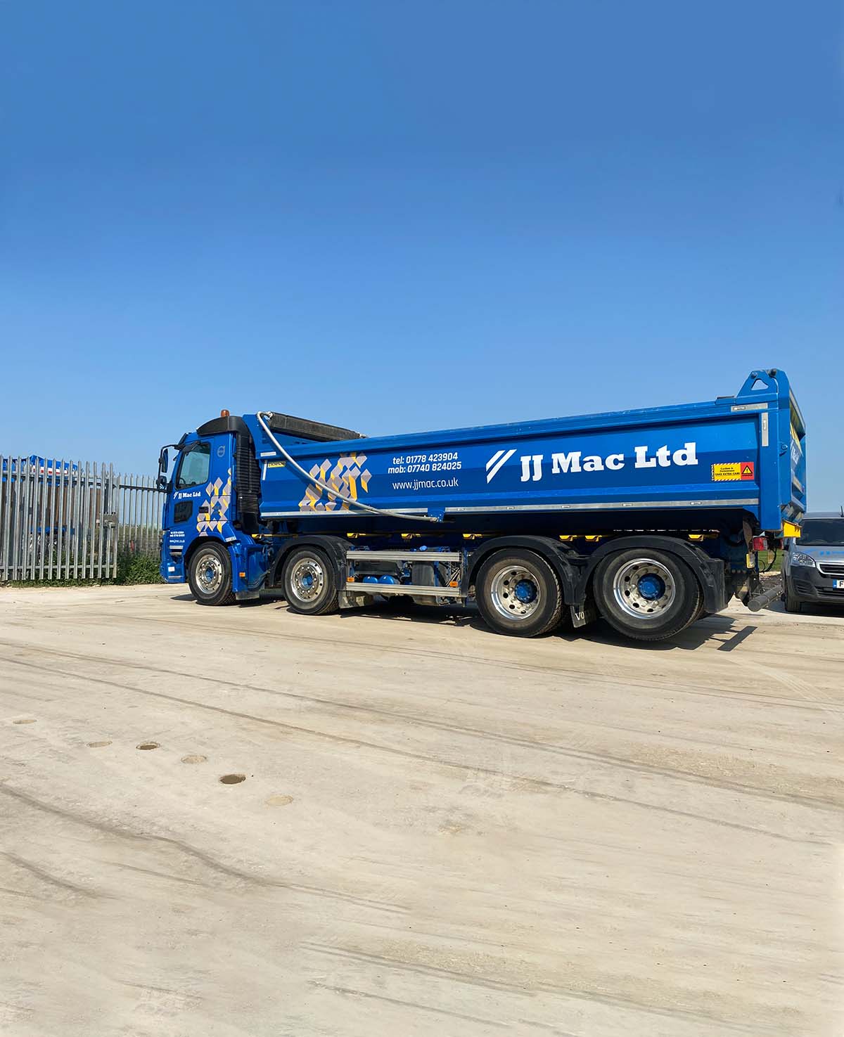 JJMac Muck Shifting, Muck Away or Site Clearance